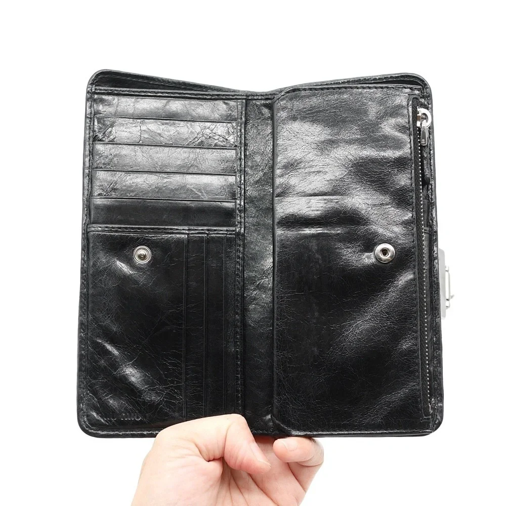 🍓MIUMIU Distressed Wallet